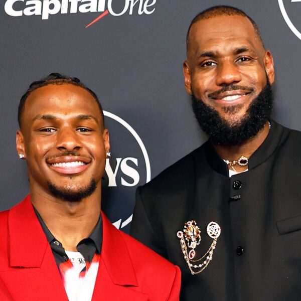 Bronny James drafted by Lakers. Joins LeBron & Makes History.